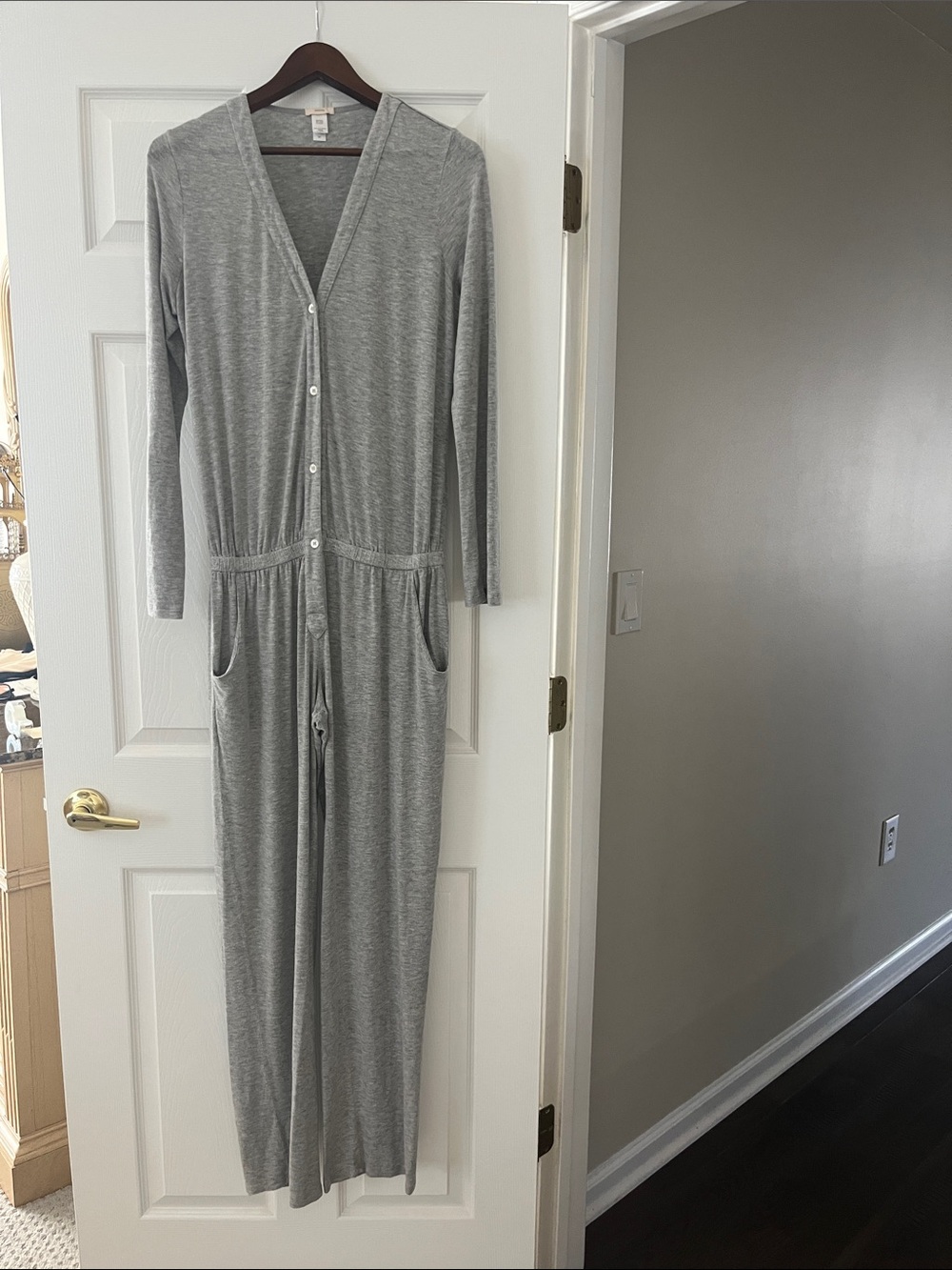 Eberjey size small one piece pjs like new, so soft with pockets